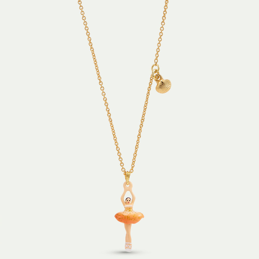 金色の貝殻とミニバレリーナのネックレス（ヒトデオレンジ×ラメ