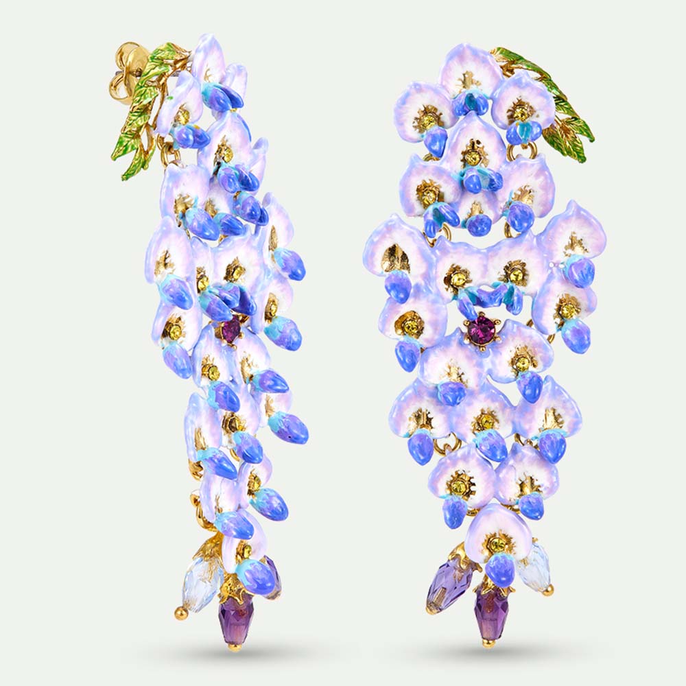 華やかに揺れる藤とクリスタルのピアス – PLAISIR TOKYO