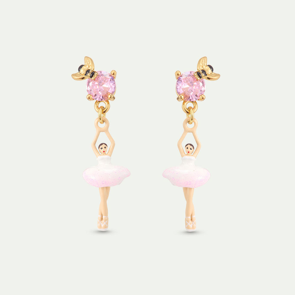 ピンククリスタルにたたずむ蜜蜂とミニバレリーナのピアス（コスモス